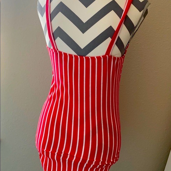 NEW, Red and White Striped, Stretch, Sleeveless Bodysuit, Size Large - Picture 4 of 6